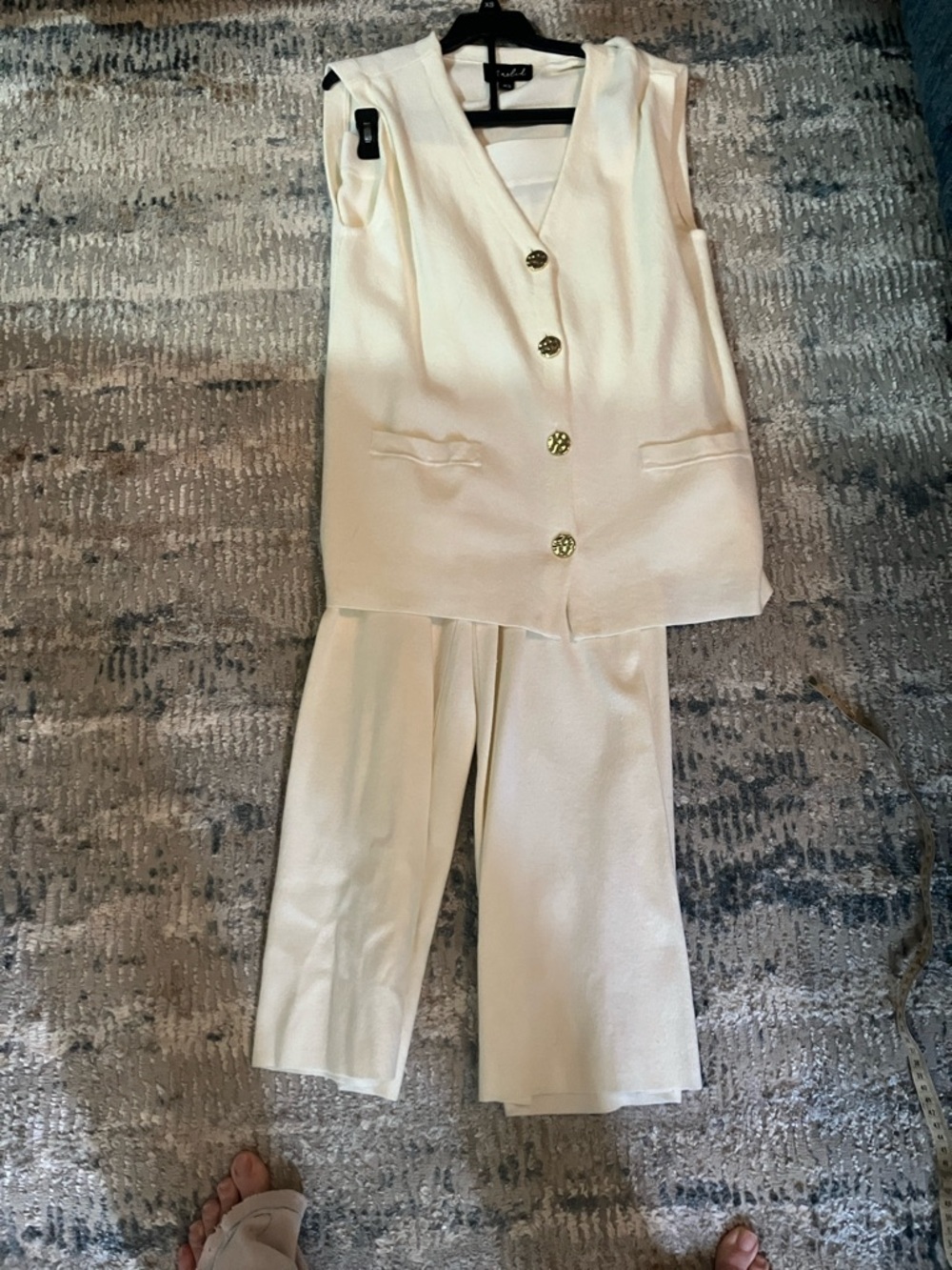 Marled Cream Sleeveless Button Vest with Wide-Leg Crop Pants